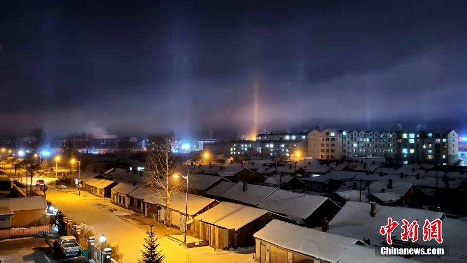 中国の極寒地で「漁火光柱」現象再び　内モンゴル