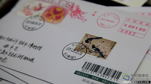中国郵政、七夕に「カササギ」の切手を発行