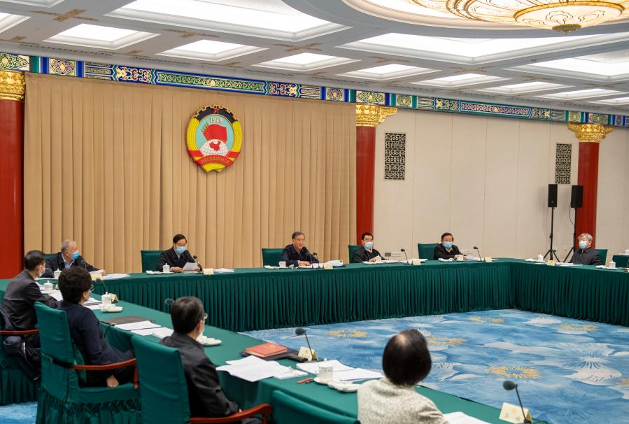 المجلس الوطني للمؤتمر الاستشاري السياسي للشعب الصيني يعقد اجتماعا