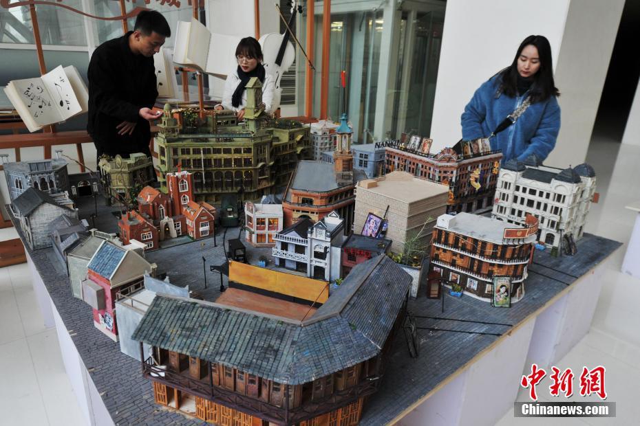 ミニチュア建築模型でオールド上海を復元した蘭州の大学生　甘粛省_fororder_3-3