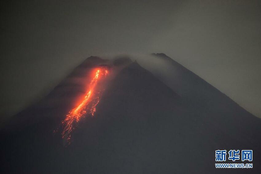 Gunung Merapi Meletus, Kolom Abu Vulkanik Mencapai 3 Kilometer_fororder_merapi