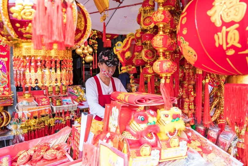 ชาวไทยจับจ่ายซื้อของต้อนรับเทศกาลตรุษจีน_fororder_WechatIMG41