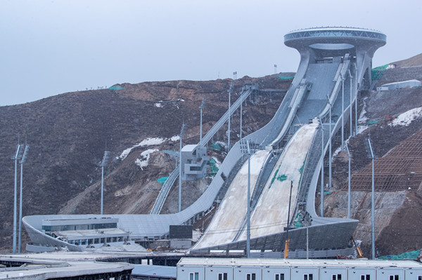 สัมผัสบรรยากาศงานกีฬาโอลิมปิกฤดูหนาว 2022 ที่เขตฉงหลี่ เมืองจางเจียโข่ว_fororder_3