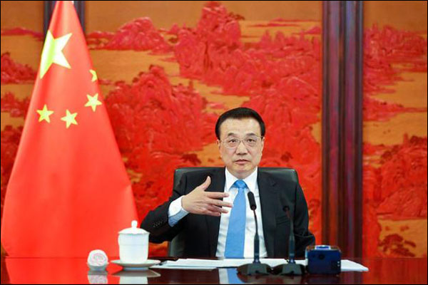 นายกฯ จีนเป็นประธานการเจรจากับผู้นำธุรกิจสหรัฐ_fororder_20210414zmgs2