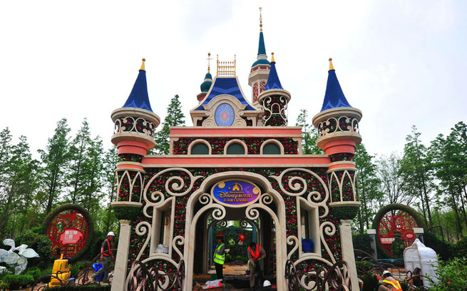 花博園にミニチュアサイズの「ディズニーの城」が登場　上海