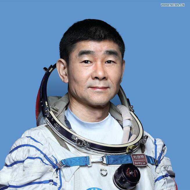 中国、有人宇宙船「神舟１２号」の飛行士３人を発表_fororder_1310010416_16238103716181n