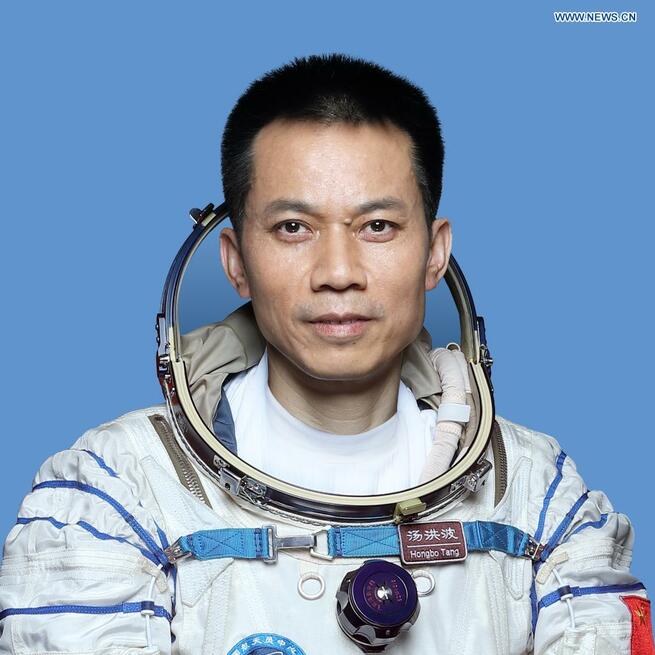 中国、有人宇宙船「神舟１２号」の飛行士３人を発表_fororder_1310010416_16238103779491n