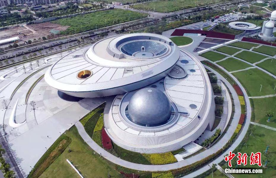 神秘のベールを脱いだ世界最大のプラネタリウム「上海天文館」_fororder_1