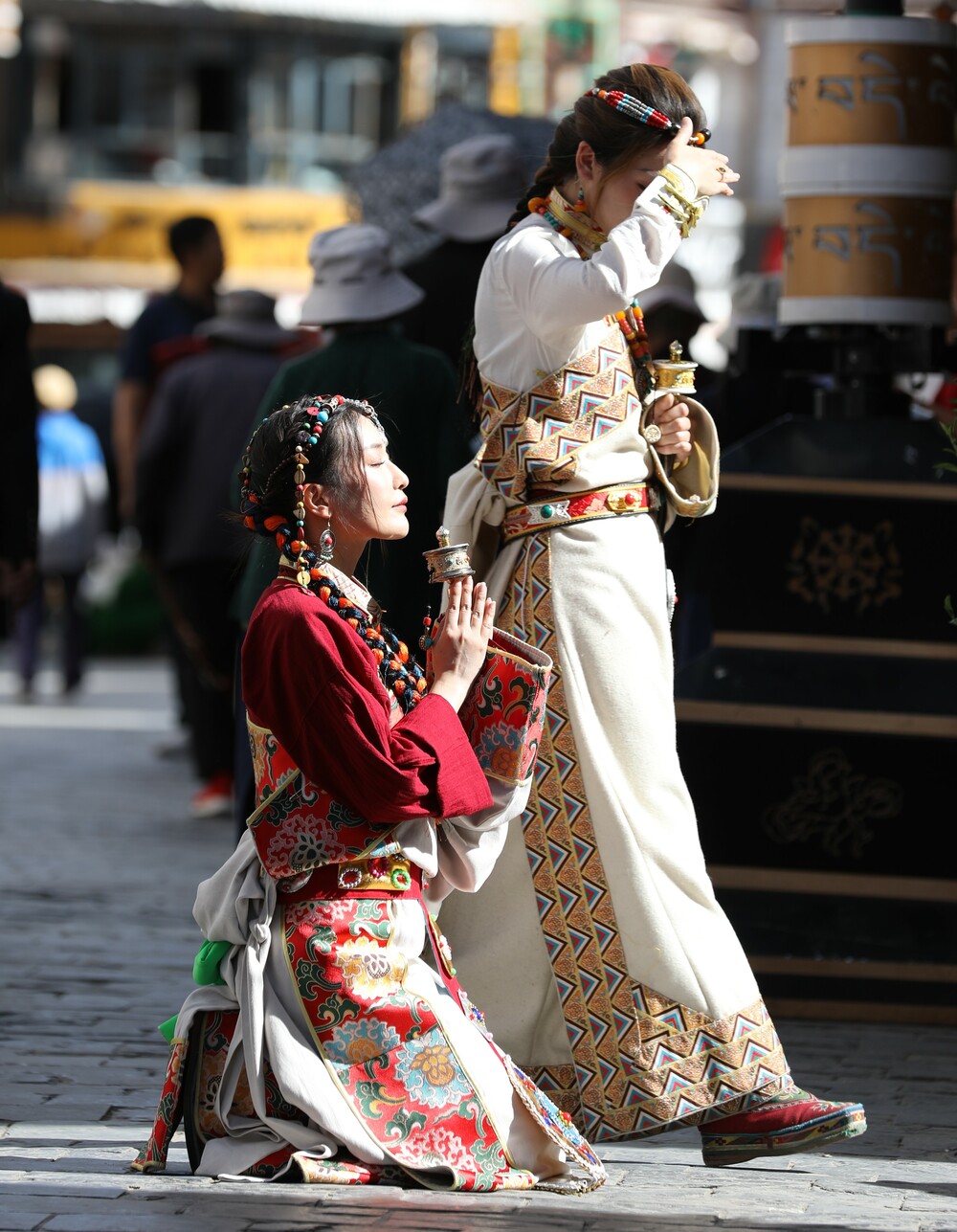 तिब्बतमा लोकप्रिय नयाँ पर्यटकीय सेवा_fororder_6O2A8080.JPG