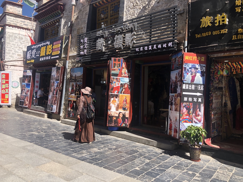 तिब्बतमा लोकप्रिय नयाँ पर्यटकीय सेवा_fororder_IMG_7266.JPG