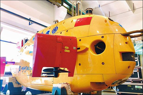 หุ่นยนต์ใต้น้ำที่จีนวิจัยผลิตเองปฏิบัติภารกิจสำรวจทางวิทยาศาสตร์ที่ขั้วโลกเหนือเป็นครั้งแรก_fororder_20211010sxjqr