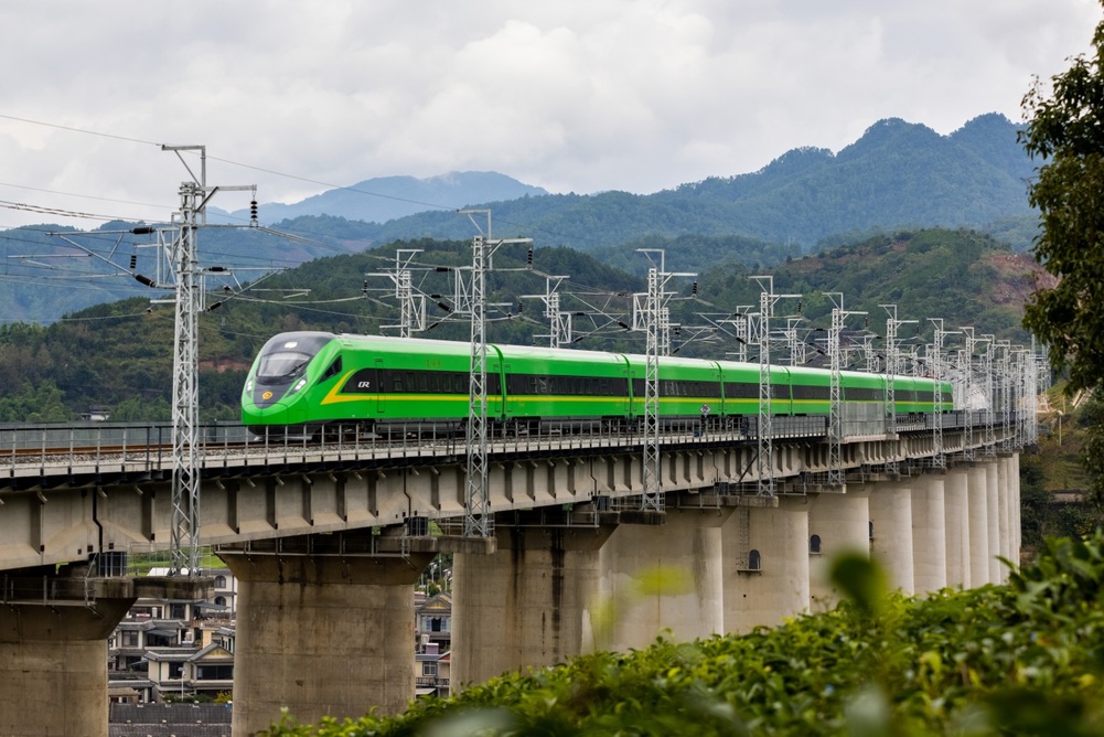 चीन-लाओस रेलमार्ग डिसेम्बर ३ तारिखदेखि संचालन हुने_fororder_开通1