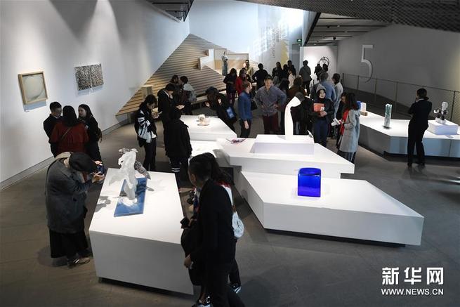 2017杭州国際現代ガラス芸術展が開幕