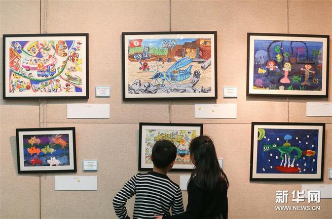 「少年のピカソを探す――小思芸術展」が上海で開催