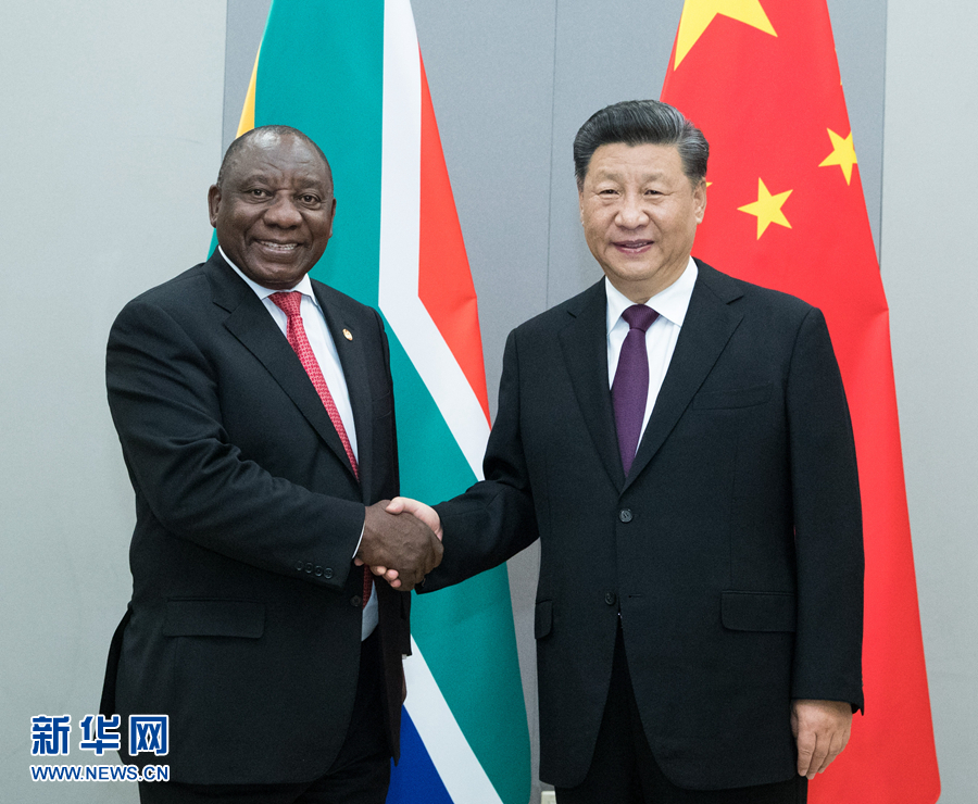 चीनका राष्ट्राध्यक्ष सी चिन फिङ र दक्षिण अफ्रिकी राष्ट्रपति रामाफोसाबीच भेटघाट