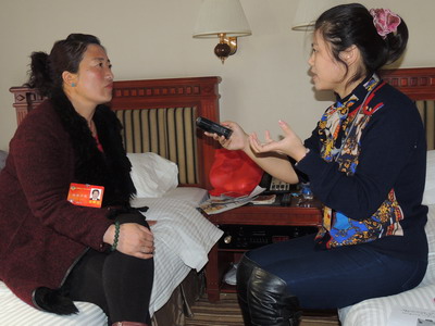 विकासप्रेमी तिब्बती महिला