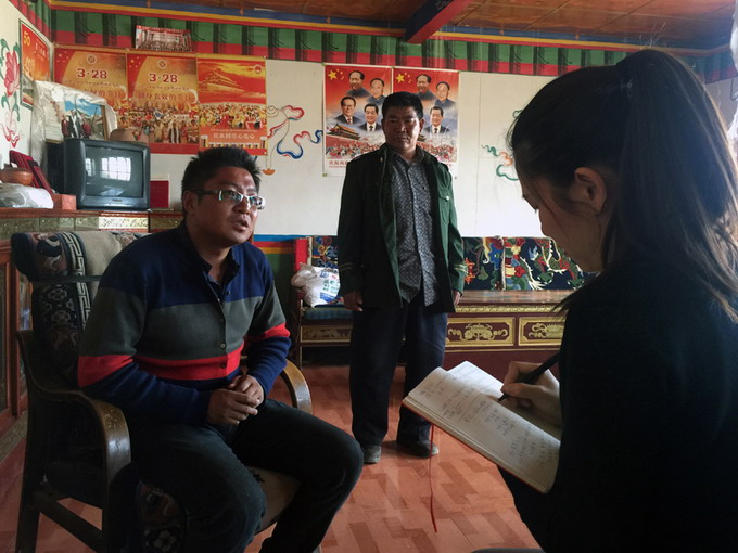 तिब्बती ग्रामीण महिला चिकित्सक आङचो