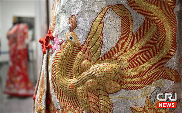 ศูนย์วัฒนธรรมจีนจัดแสดงศิลปะการปักผ้าแต้จิ๋วสุดตระการตา